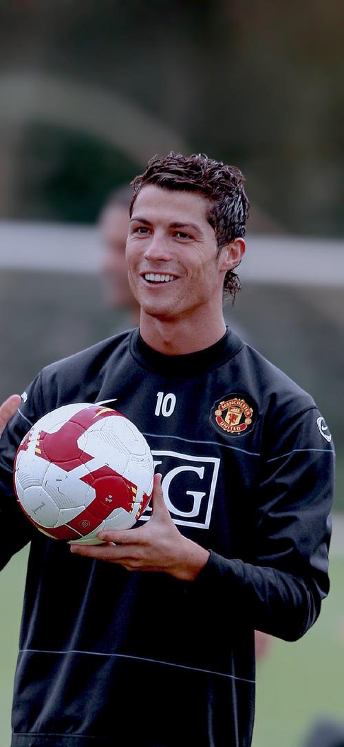 1-2遭逆转，切尔西上一次欧冠半场领先后输球是在2013年（切尔西1-2被逆转：欧冠半场领先仍落败，上一次已是2013年）