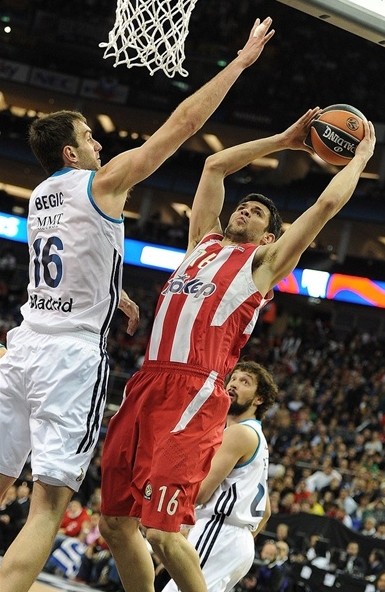 拉齐奥公布战国米名单：扎卡尼、佩德罗在列，6名球员缺阵（拉齐奥官宣对阵国米名单：扎卡尼、佩德罗入围，6人缺阵）