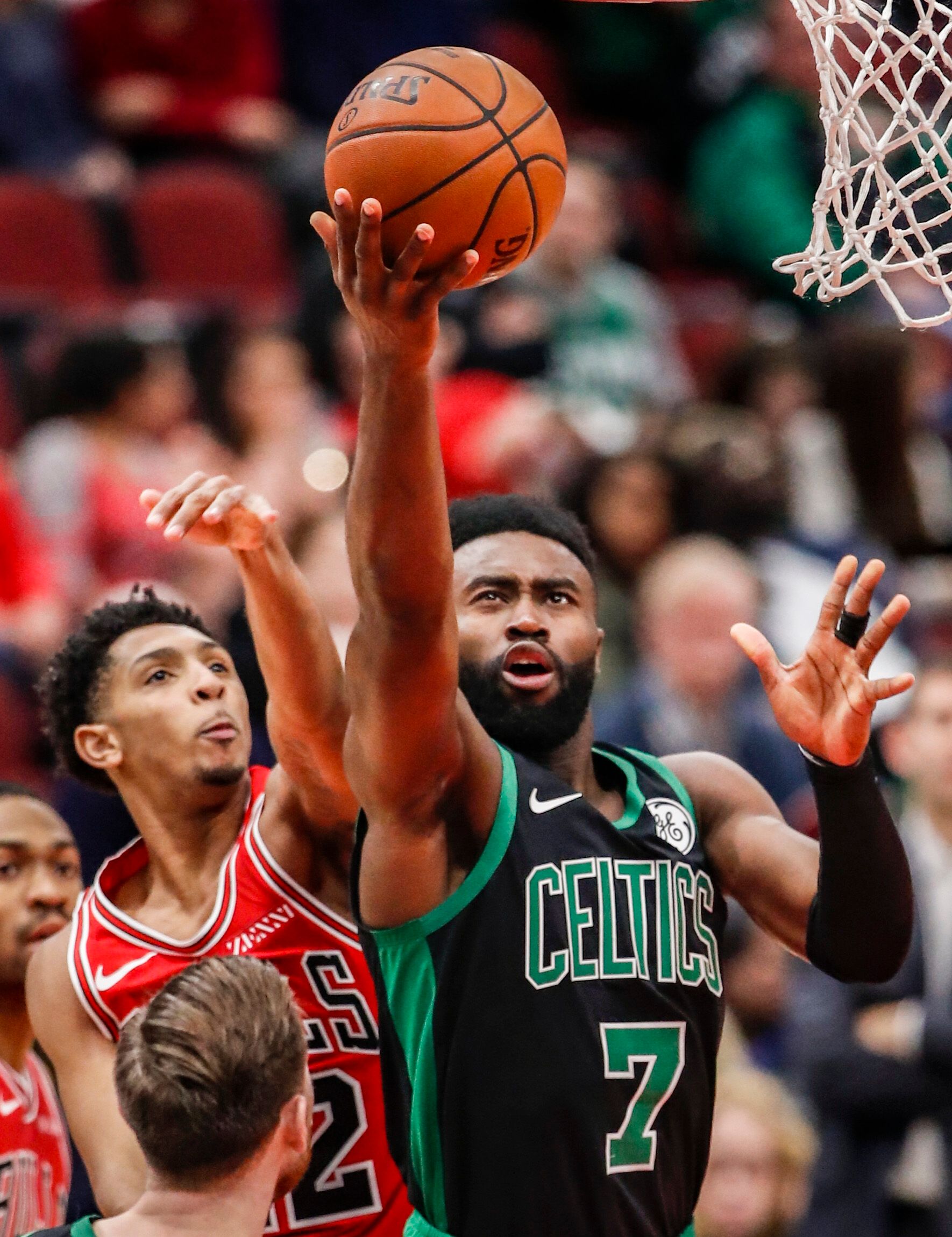 媒体人谈潜力赛：比赛强度并不大，老队员更像是打表演赛（媒体人评潜力赛：强度偏低，老将仿佛在走过场）