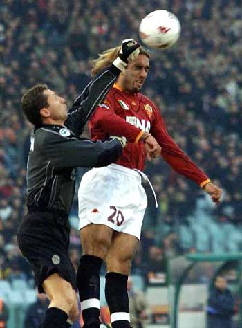 鲁媒：限制投入更需加快造血，中国职业足球生存困境并未解决（鲁媒：控投之下更需加速造血，中国职业足球生存困局仍未解）