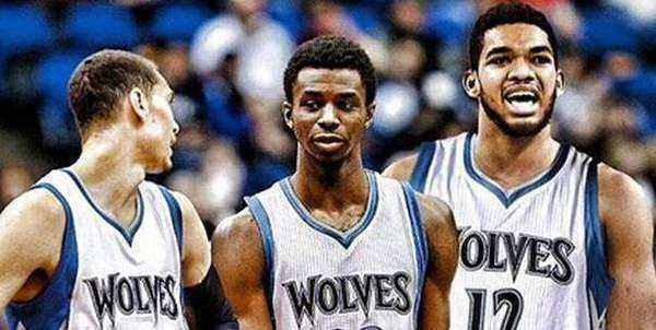 曼联拉什福德末段进球绝杀切尔西（拉什福德终场前破门，曼联绝杀切尔西）