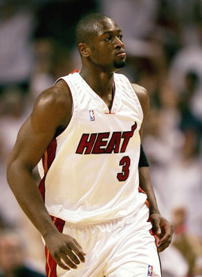 科斯切尔尼卫报专访：谈阿森纳、当洛里昂总监&足球思路（科斯切尔尼接受卫报专访：聊阿森纳、出任洛里昂总监与足球理念）