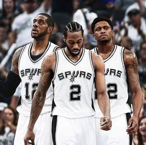 高效对决！马威10中9拿20分，艾顿11中10砍20分13板（效率拉满！马威10投9中砍20分，艾顿11投10中拿20分13篮板）