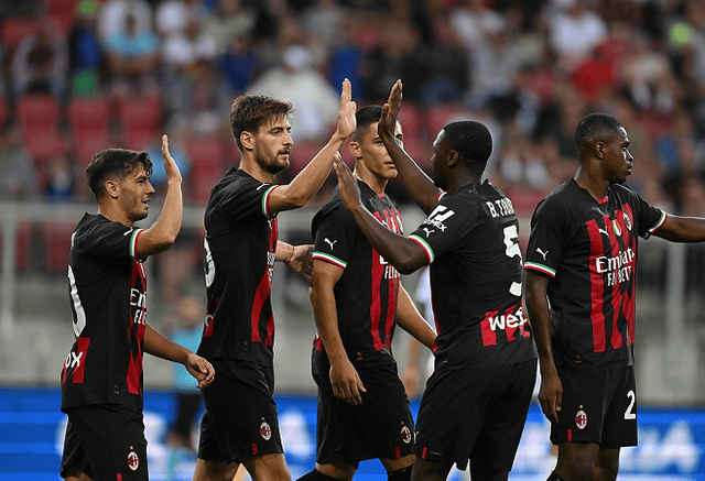 足球报：邵佳一确认当选中国国家队新任主帅！（足球报：邵佳一已确定出任中国国家队新任主教练）