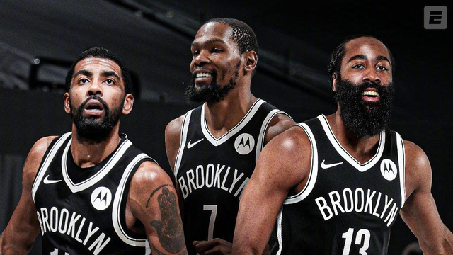 亚冠赛后国安球迷对老将王刚高喊：电梯战神，王刚牛X（亚冠赛后，国安球迷齐呼老将王刚：电梯战神，太猛了）